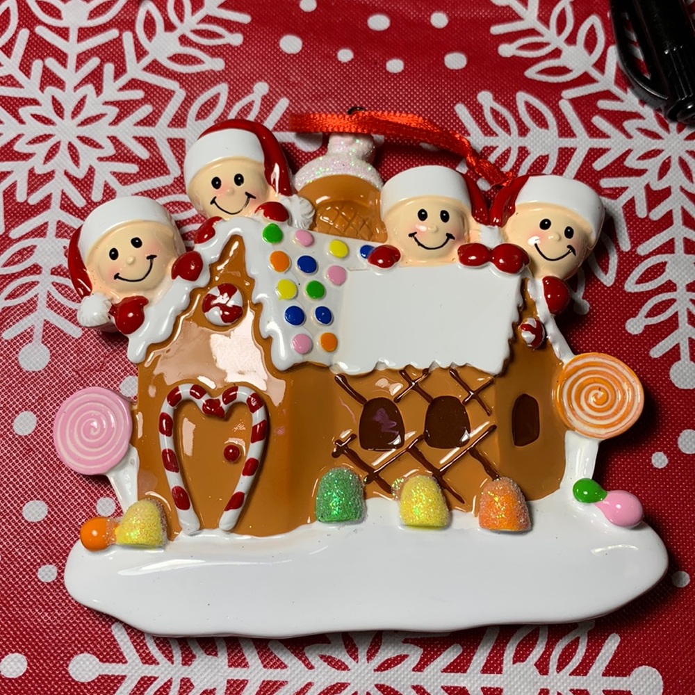 Personalized Ornament family of4